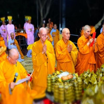 Lễ Húy Kỵ Đức Sư Ông Hòa Thượng Thượng Bửu hạ Đức ngày 17-18/12/Kỷ Hợi