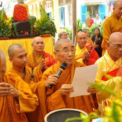 Trai Đàn Chẩn Tế Tưởng Niệm Tri Ân Chư Tôn Đức Tiền Bối hữu Công Môn phong pháp phái Liên Tông Tịnh Độ Non Bồng